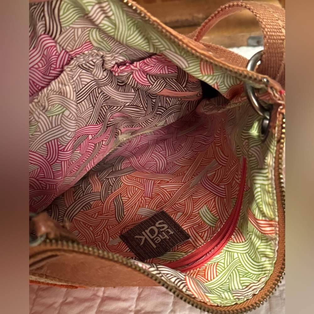 The Sak Soft Genuine Coral Leather Shoulder Crossbody Bag - Picture 4 of 4